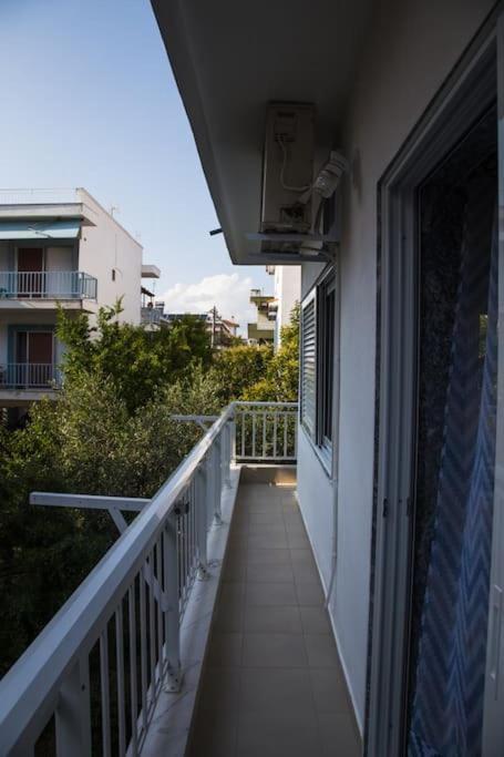 Blue Theros Apartments Паралия-Дионисиу Экстерьер фото