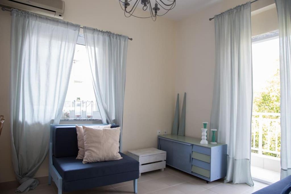 Blue Theros Apartments Паралия-Дионисиу Экстерьер фото