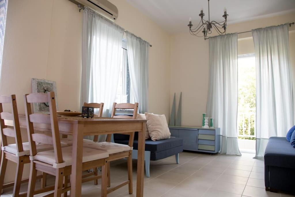 Blue Theros Apartments Паралия-Дионисиу Экстерьер фото